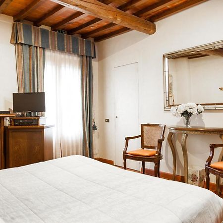 Bed and Breakfast Tenuta Le Viste Скандиччи Экстерьер фото